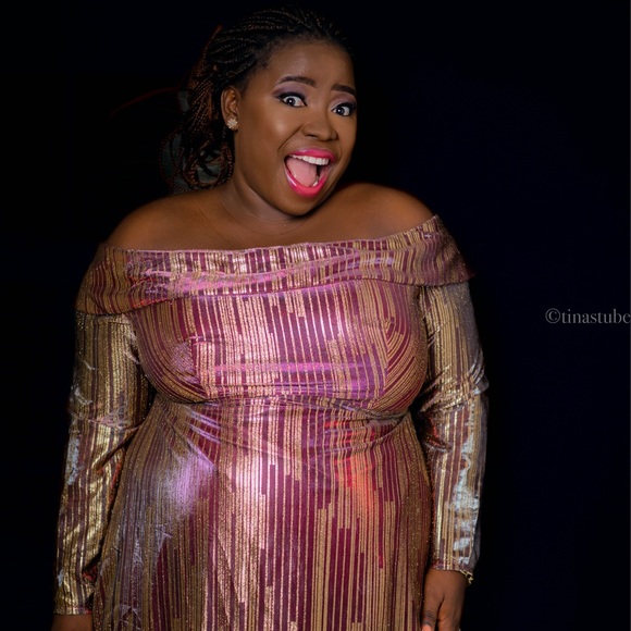 Plus Size off shoulder prom dress. SHEIN Curve - Picture 4 of 7